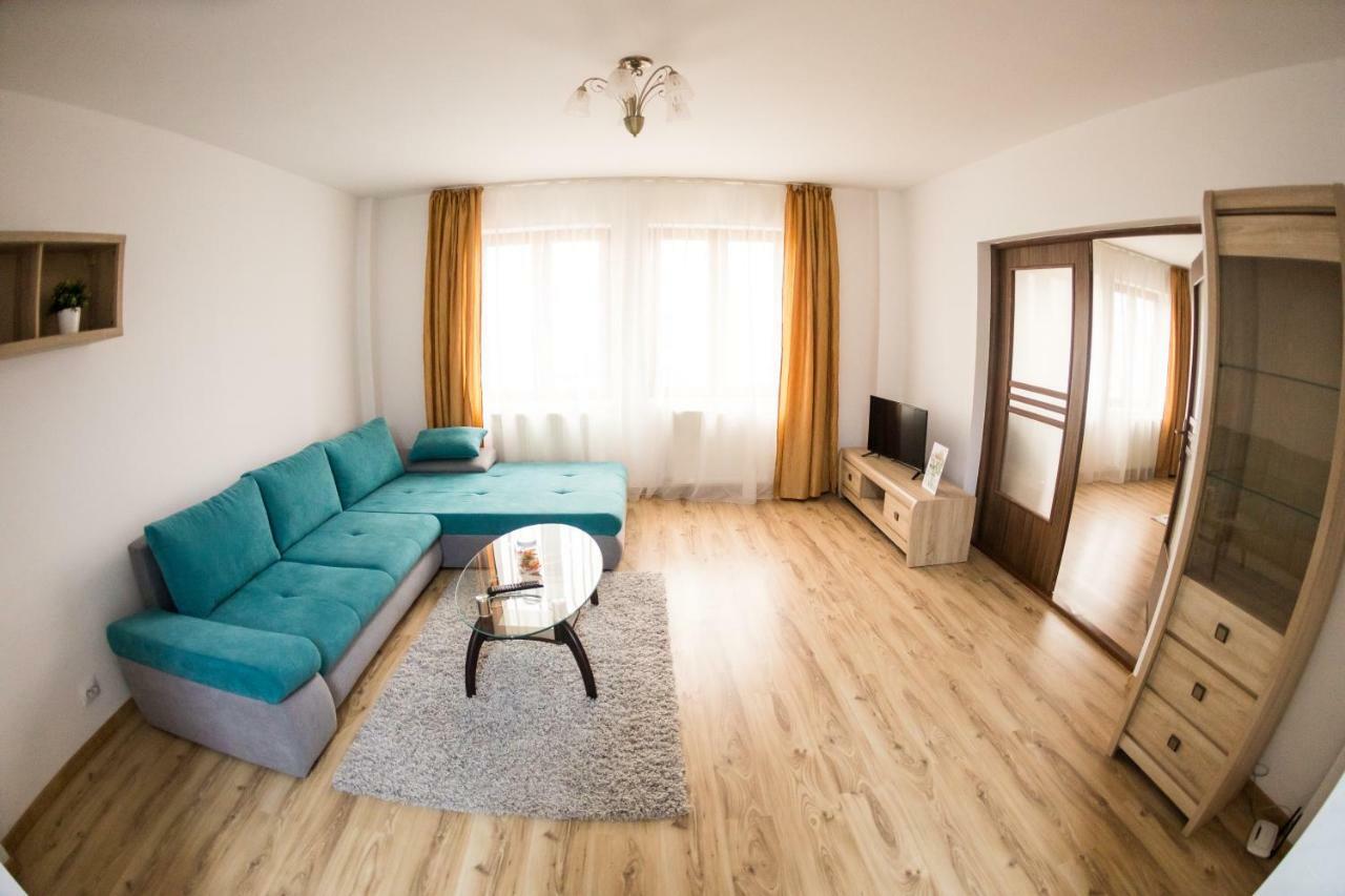 Travel Homzzz Apartments Târgu-Mureş Eksteriør billede